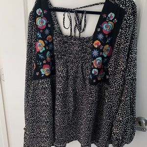 Boutique blouse, size 3XL, never worn, NWOT.